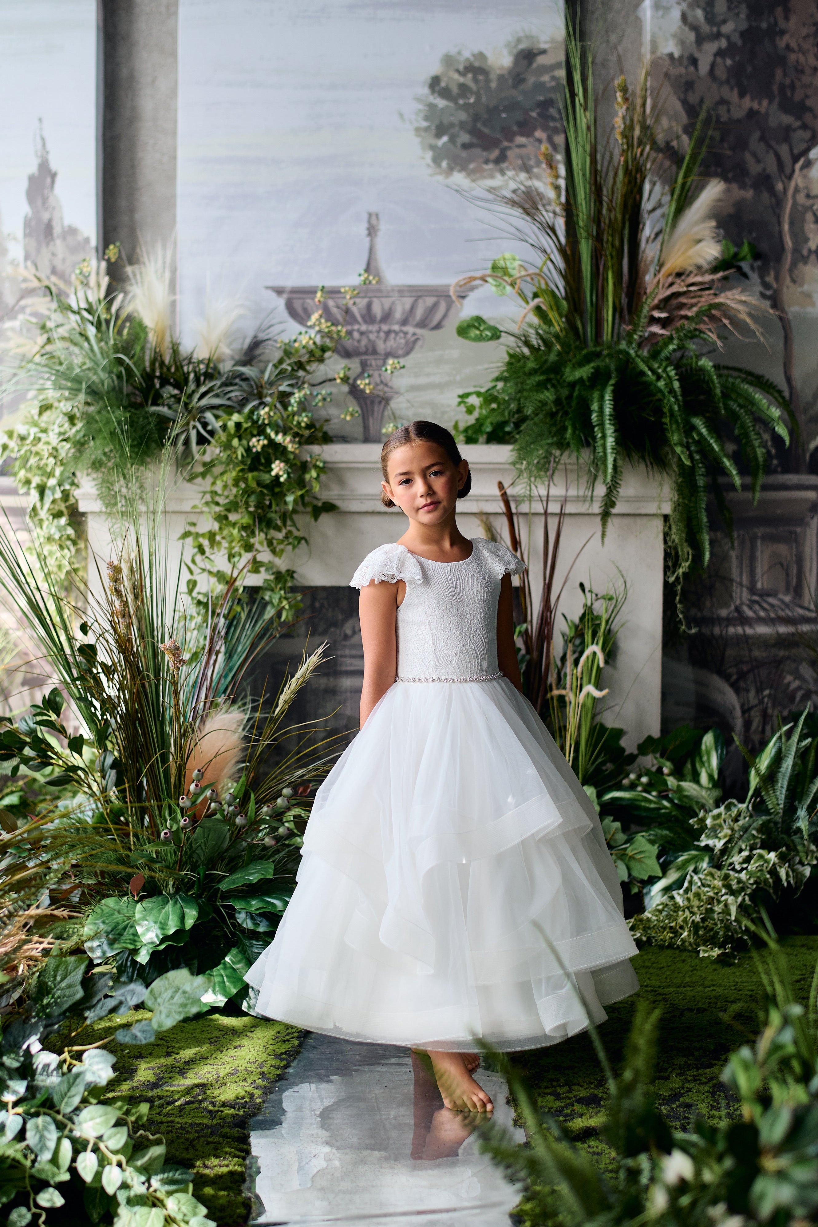 Embracing Glamour and Grace: The Fashion Journey of Communion Dresses in LA