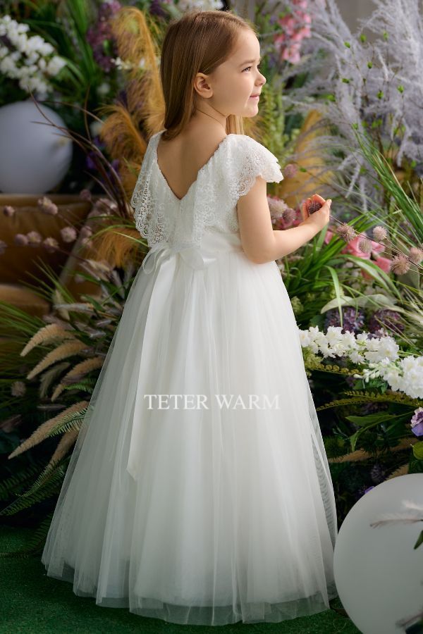 Modern Flower Girl Styles in Ironbound and Forest Hill: TeterWarm’s Exquisite Offerings