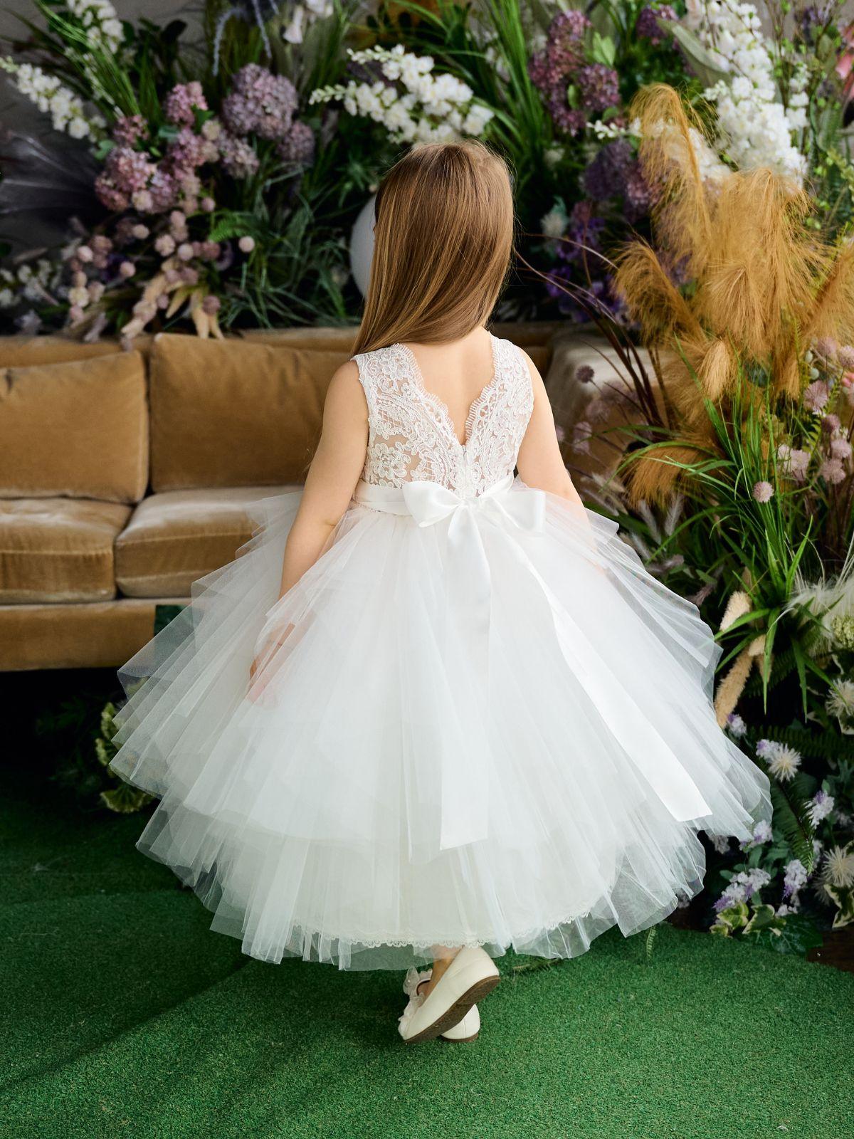 Modern Flower Girl Styles in SoHo: Elegance Meets High-End Fashion